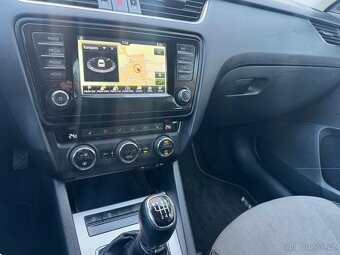 Škoda Octavia Combi III.COMFORT Am. 2016 2.0l 110kW 2xKlíč - 8