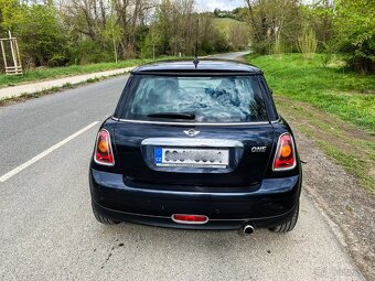 2008 MINI ONE; 1.4i - 70 KW; 6ti rychlostní manuál; STK - 8