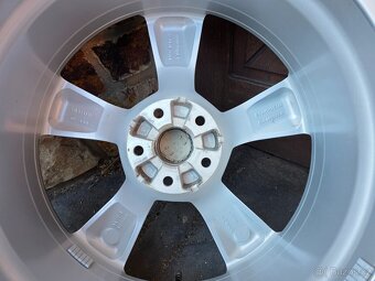 ❄️ALU zimní 19", orig. AUDI Q3 - 8
