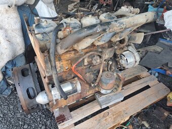 Zetor uřI motor 7211. 7245. 7711. 7745. - 8