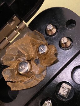 Závaží laboratorní r. 1965 - 8