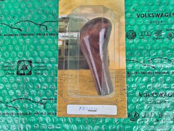 dobová hlavice řadící páky dřevěná Škoda Felicia - 8