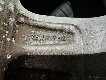 Prodám BMW kola 5x120 7,5jx17H2 et24 - 8