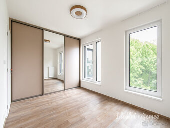 Pronájem bytu 2+kk, Dagmar Burešové, Žižkov, 26000 Kč/měs, 6 - 8