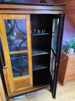 Starožitná knihovna Biedermeier - 8