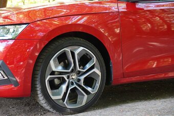 Skoda Octavia IV SPORTLINE - 8