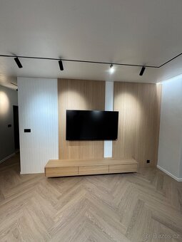 Výroba nábytku na míru skříně, kuchyně, šatně - 8