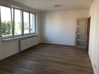 Pronájem bytu 2+1 67m2 Dlouhá Třída Havířov - 8