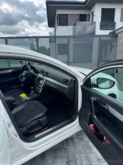 Volkswagen Passat 2.0 TDI 103 kW Xenony, Manual - 8