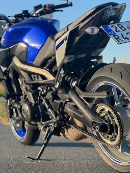 Yamaha MT-09 2017 - 8