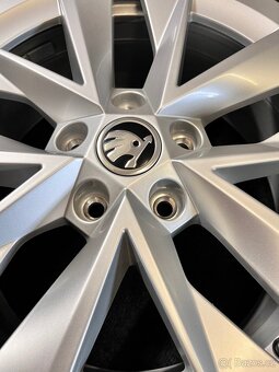 5x112 R17 Originál Škoda Octavia IV. NOVÝ STAV - 120KM - 8