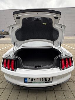 Ford Mustang 2.3i 228kW Automat rv.2021 Najeto 79 tis km - 8
