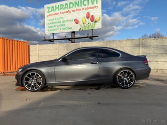 BMW E92 325i 160kw šestiválec benzín SLEVA - 8