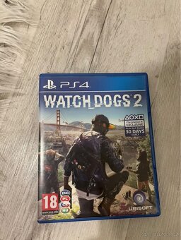 PS4 pro 1TB - 8