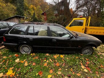 Náhradní díly 530d e39 - 8