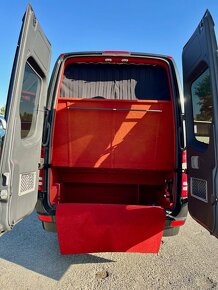 MERCEDES-BENZ SPRINTER - 8