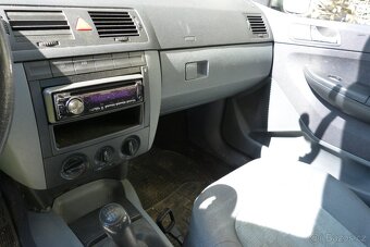 Fabia I 1,4 16 V 55 KW - 8