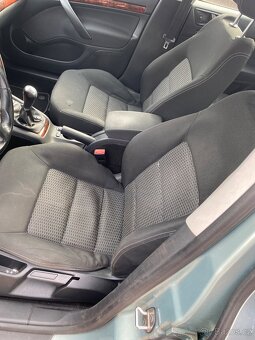 Octavia2 po faceliftu2009,kód barvy 9559 najeto 220 t - 8