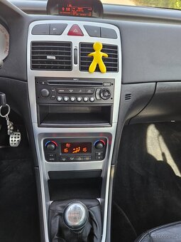 Peugeot 307 2.0 16V XR Présence - 8