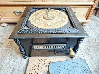 Starožitný hrací stroj, flašinet HEROPHON, 1900 - 8