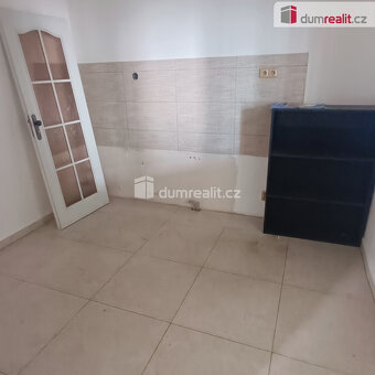 prodej velké obchodního komplexu, ul. Dělnická, Děčín - Letn - 8