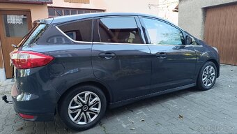 Prodám Ford C max , Titanium , benzín - 8