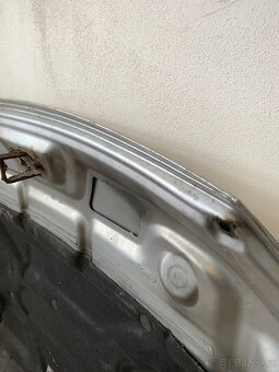 Ford Mondeo 3, kapota - 8