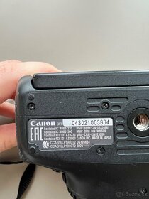Canon EOS 800D - 8