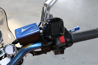 Yamaha XJR 1300 2001 - 8