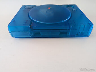 modrý shell pro Playstation 1 + ovladač + memory karta - 8