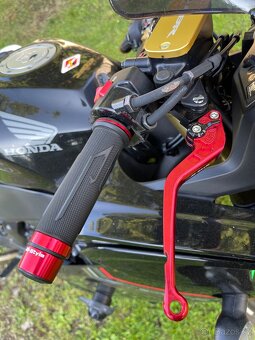 Honda cbr 600f - 8