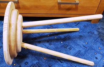 Květinový stolek na trojnožce.,., - 8