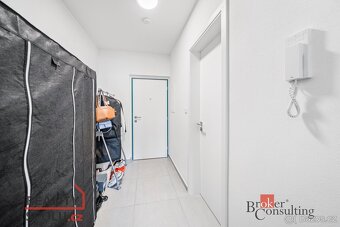 Pronájem, byty/1+kk, 29 m2, Kartónová 2844/10, Východní Před - 8