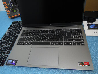 ACEMAGIC 16“ IPS Ryzen 7 7735HS 680M DDR5 16GB 512GB Záruka - 8