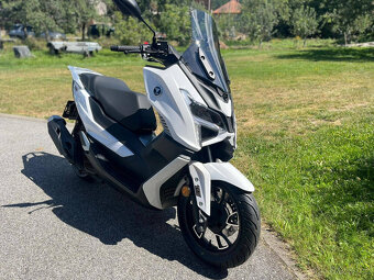 Voge SR1 125i GT - bílý - 8