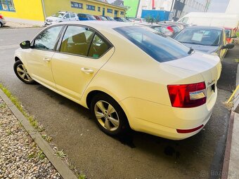 ŠKODA OCTAVIA 1.2 Tsi BENZÍN STYLE DIGI KLIMA VYHŘEV SEDADEL - 8