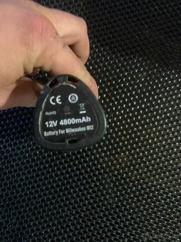 Garážový prodej, všeho druhu - 8