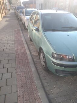 Fiat Punto 188 rok 2002 obsah motoru 1.2. - 8