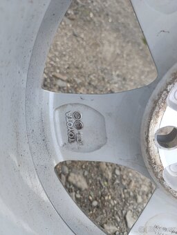 16" alu letni Toyota 205/55/16 5x114,3 - 8