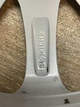 5x100 r16 originál Škoda - 8