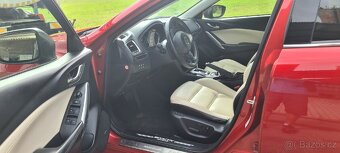Mazda 6, Motor 2.2 d. rok2013.Aut
automat
Najeto 240000 k - 8