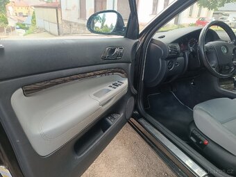 Škoda Superb 2.5Tdi 120kW Laurin & Klement - 8