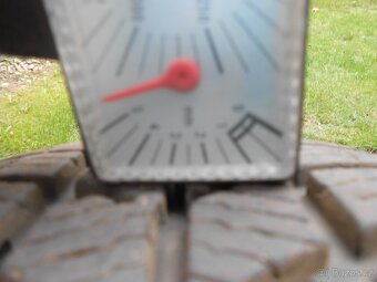 ALU KOLA +ZIMNÍ PNEU 165/70R14 BARUM POLARIS 5 OBUTE FÁBIA 1 - 8