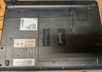 Retro notebook Fujitsu Siemens Esprimo mobile v5545 - 8