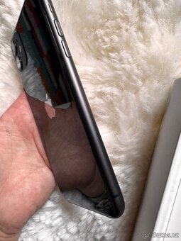 Apple iPhone 11 128GB, černý, TOP stav, nová baterie - 8