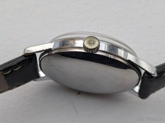 Hodinky PRIM ČERVENÉ Typ 66 228 1 - KRÁSNÝ STAV - 8