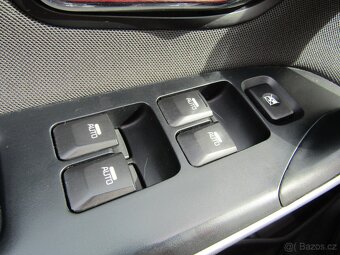 Kia Ceed 1.6 i ,  99 kW benzín, 2012 - 8