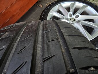 ALU letní kola Škoda 5x100 Scala R17 ET40 Stratos - 8