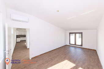 Pronájem moderního bytu 3+kk s terasou – 90 m², Langrova uli - 8