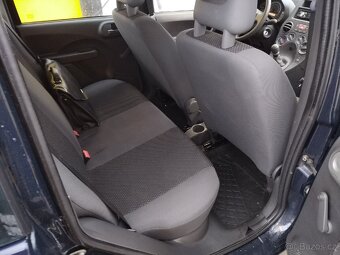 Prodám Fiat Panda 1,1 40 kW manuál benzín - 8